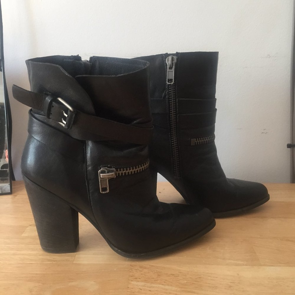 Joe's Jeans Ankle Boots with Zipper Detail (8.5)